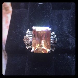 Stunning Citrine Stone Accent Ring